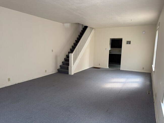 731 3rd Ave