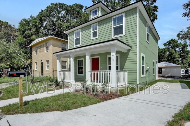 Building Photo - 1619 Windle St Rental