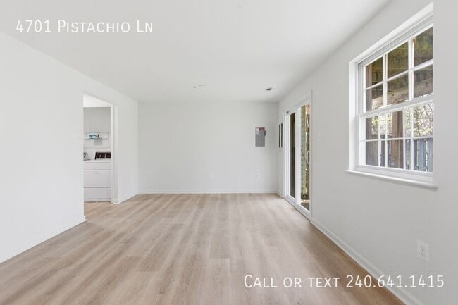 Photo - 4701 Pistachio Ln