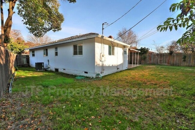 Photo - 1817 Vesta Way