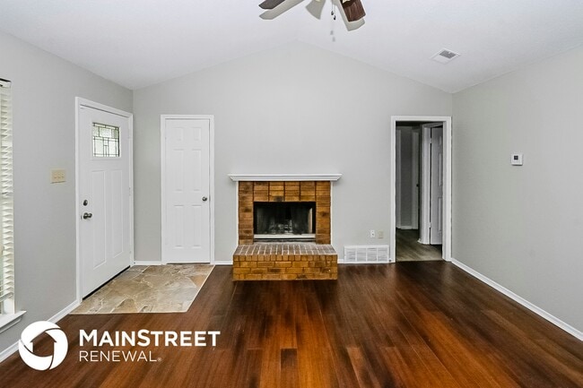 Photo - 3740 Ramblewood Dr