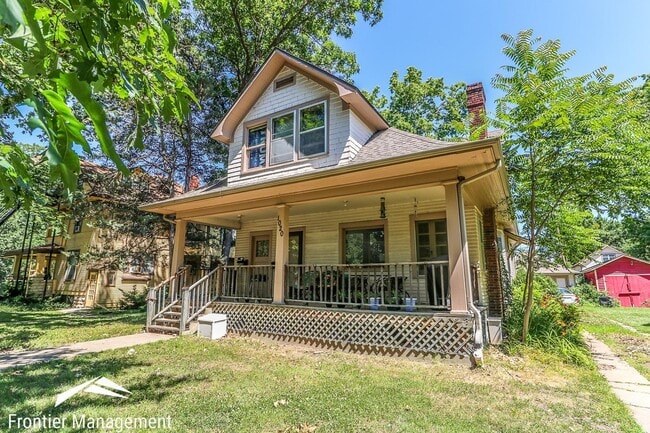 Building Photo - 1020 Leavenworth St Unit 1