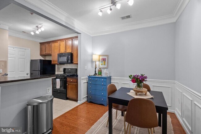 Photo - 508 Sunset View Terrace SE Unit 302