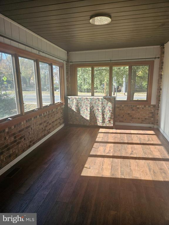 Photo - 715 Cooper Landing Rd