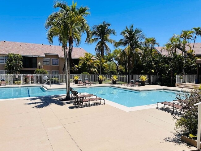Photo - 15680 SW 106th Ln Unit 804