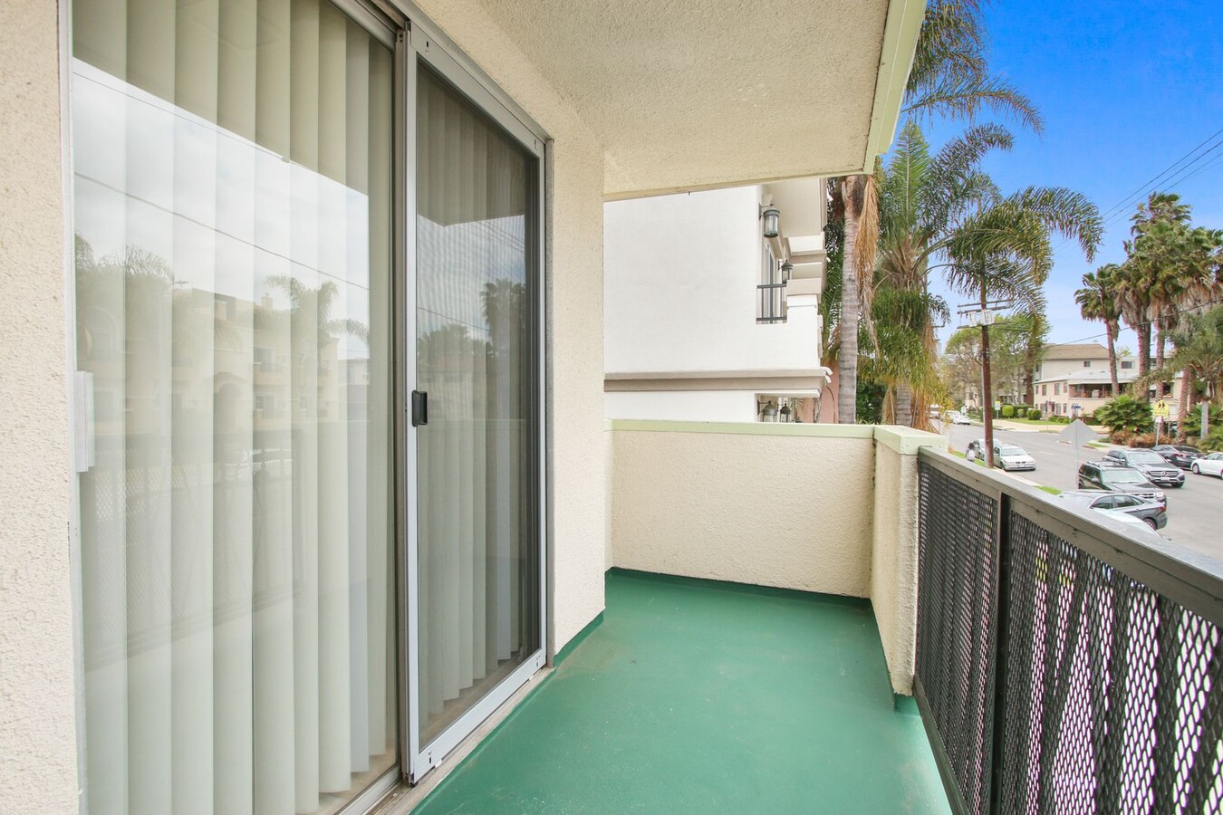 Photo - 1723 S Barrington Ave Unidad 03