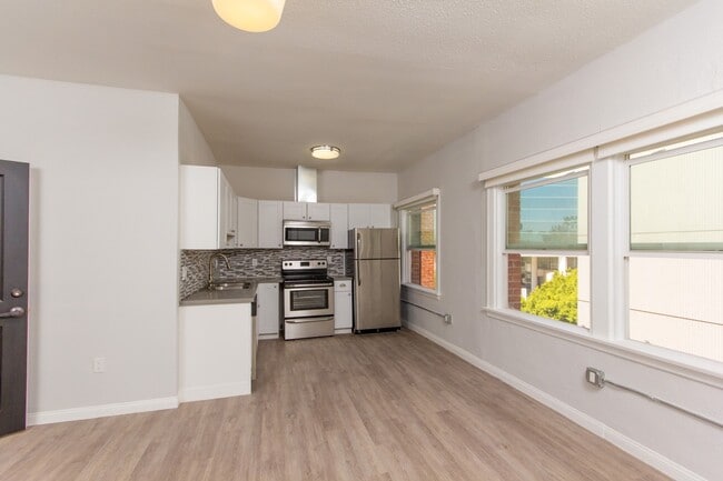 Photo - 412 S Lake St Unit 402