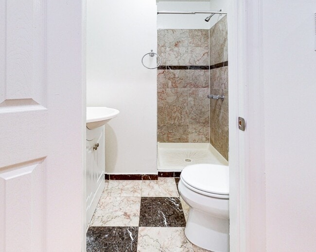 Photo - Bradhurst Avenue Unit 3