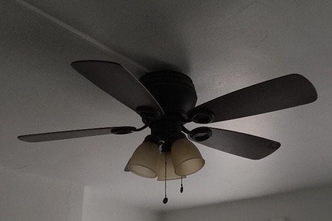 Ventilador del dormitorio delantero - 618 N Atlantic Ave
