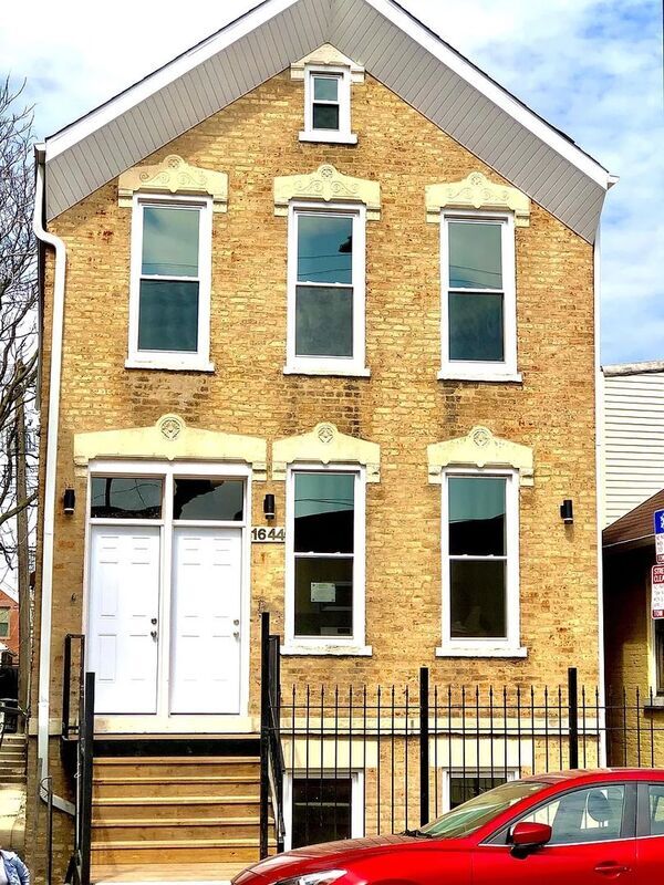 Building Photo - 1644 W Cermak Rd Unit 1F