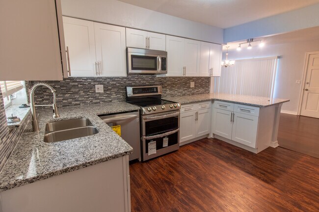 Photo - 3014 Augusta Rd