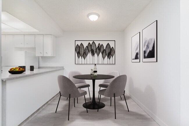 Photo - Meadowview Manor