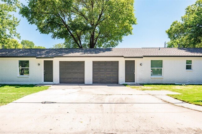 Building Photo - 1008 Wilks Ave Rental