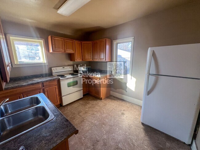 Photo - 508 W 2nd-2 Bedroom house