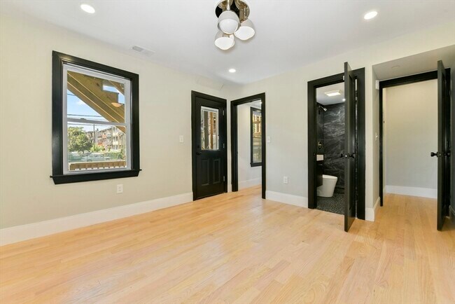 Photo - 6 Brooks St Unit 1