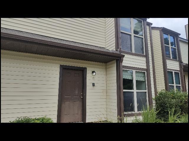 Building Photo - 401 Club Rd