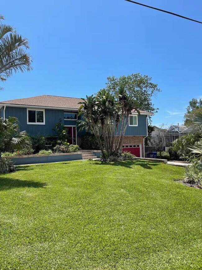 Photo - 4 Bed/2 Bath Waterfront Paradise with Pool, Dock & Gulf Access in Baileys Bluff