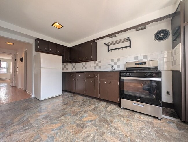 Photo - 335 3rd St Unit 2