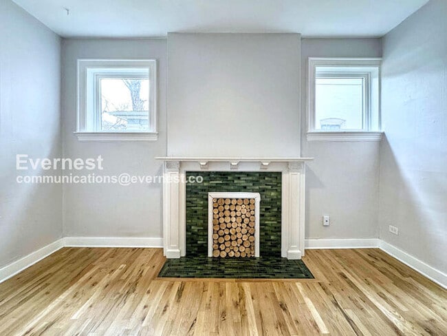 Photo - 1147 N Marion St Unit 1