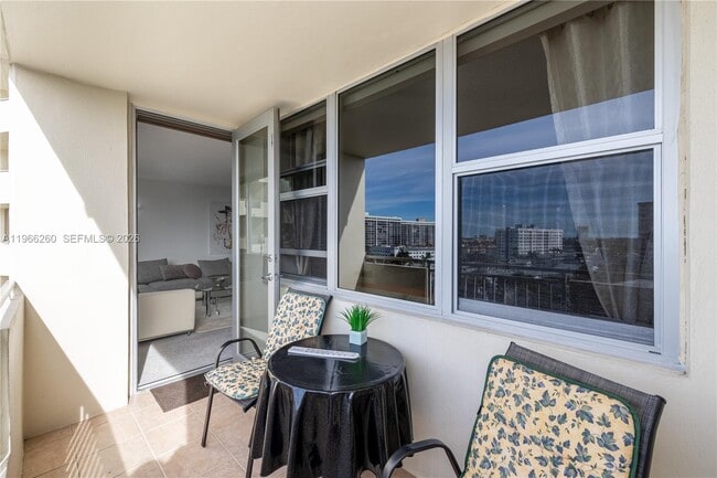 Photo - 3180 S Ocean Dr Unit 718