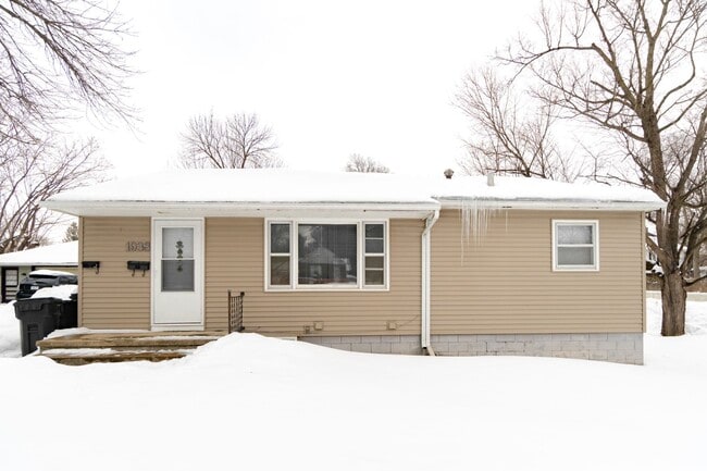 Photo - 1938 Franklin St Townhome