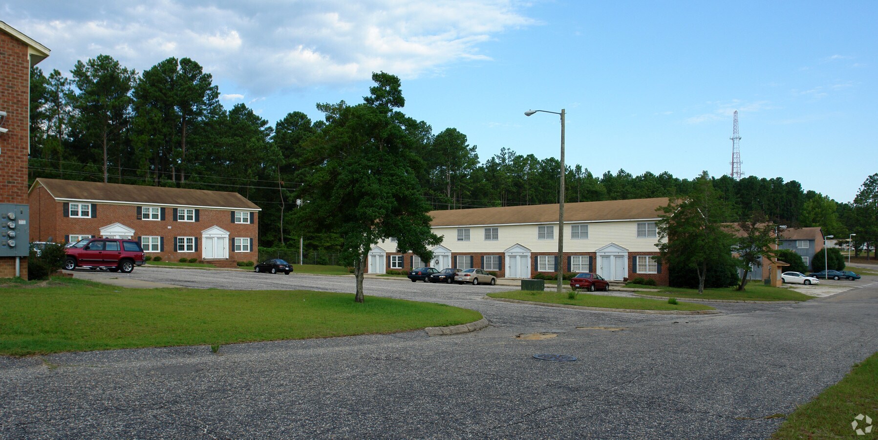 Photo - Woodbridge Townhomes