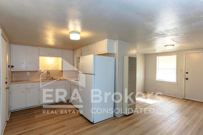 Photo - 404b Hill St Unit B