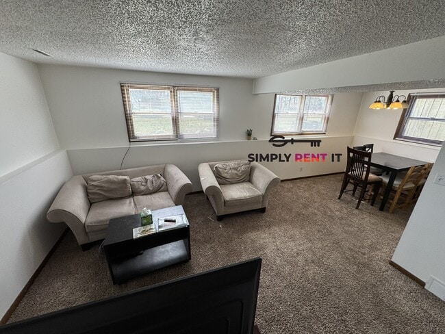 Photo - Downtown 2 Bedroom near Bandshell Park Unit 101