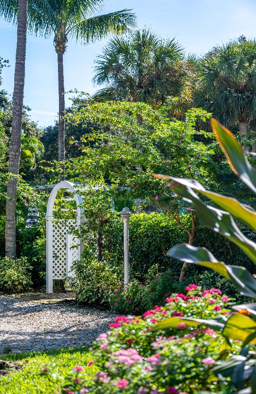 Photo - 720 Lantana Ln Unit B