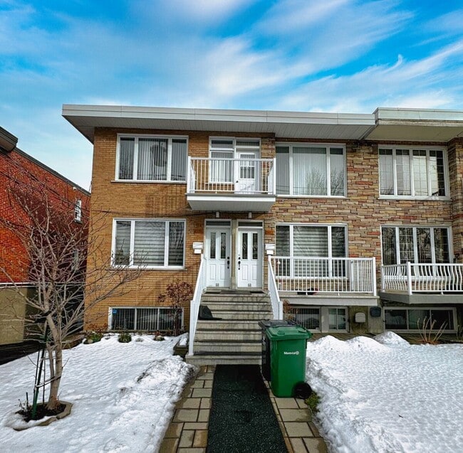 Building Photo - 2959 Rue Somerset Unit 2959 rue Somerset