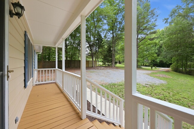 Photo - 2736 Stageline Dr