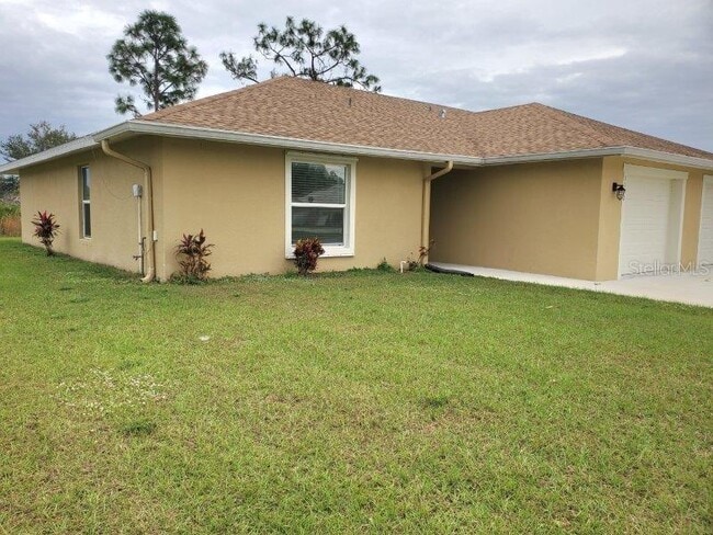 Photo - 1192 Oceanic Rd