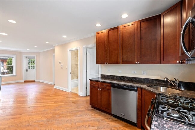 Building Photo - 4016 N Central Park Ave Unit 1E