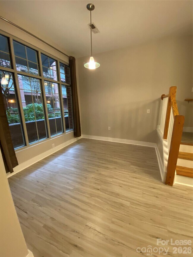 Photo - 1101 W 1st St Unit 131