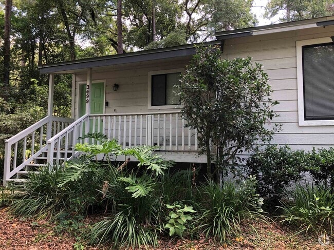 Building Photo - 3499 Bear Creek Rd Rental