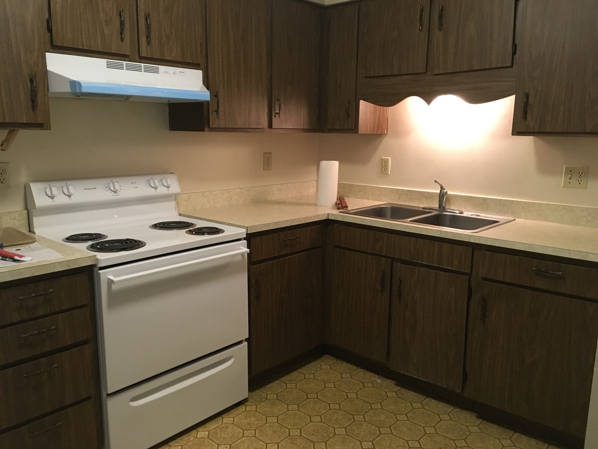 No se permite fumar ni tener mascotas. Cerca del campus este de la UNL. - 4225 Baldwin Ave Unidad # 2