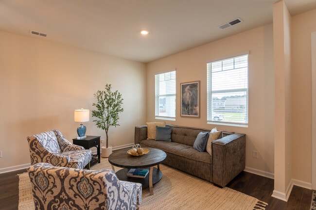 Photo - 438 Furlough Dr