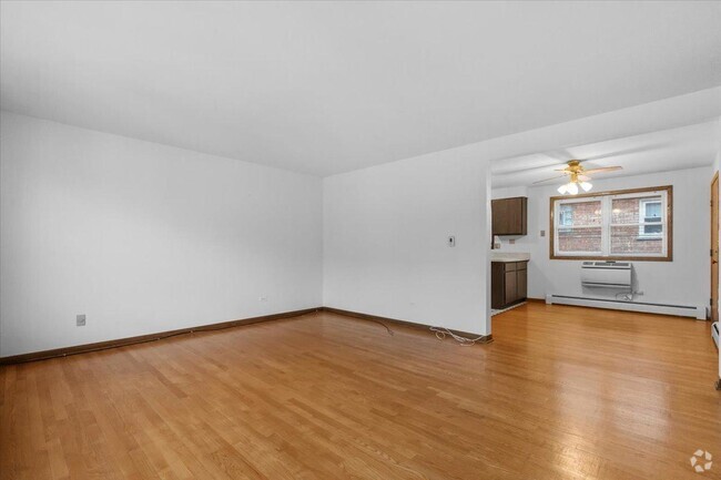 Building Photo - 2 bedroom in Chicago IL 60625 Unit 3W Rental