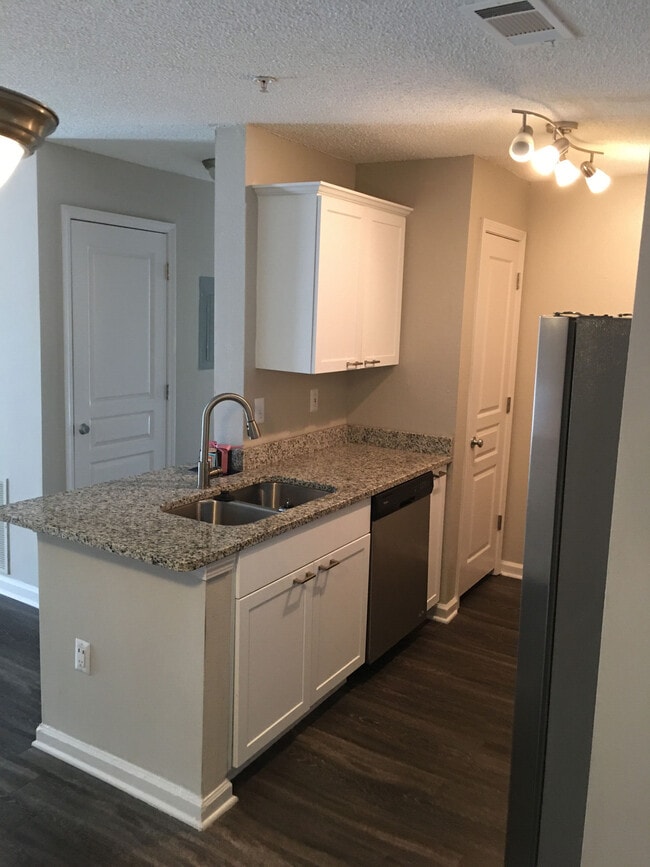 The Vinings At Newnan Lakes Apartments Newnan, GA