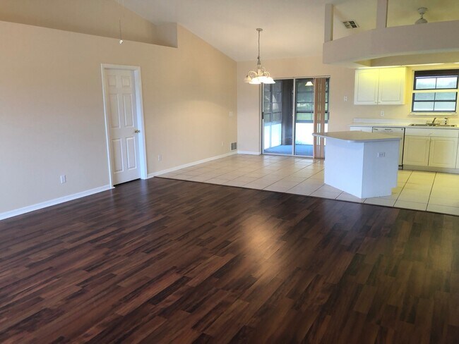 Photo - 2805 NW 5th Pl