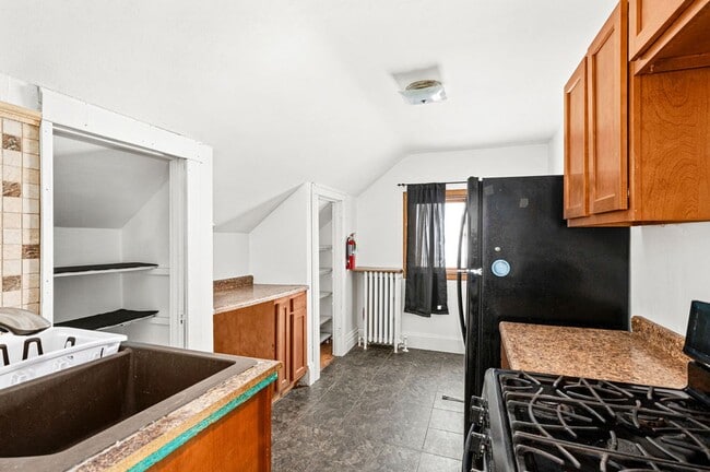 Photo - 16 W 9th St Unidad Upper