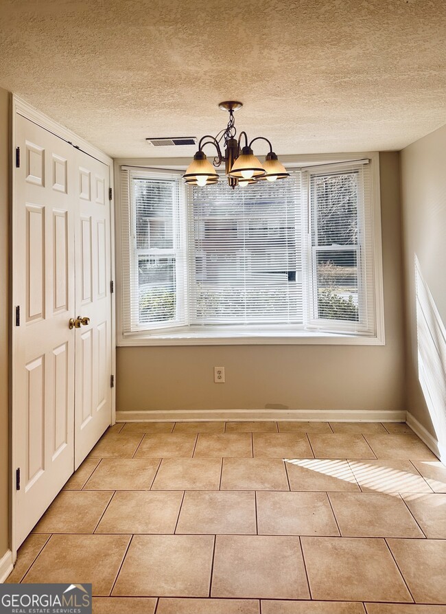 Photo - 1119 Booth Ct SW