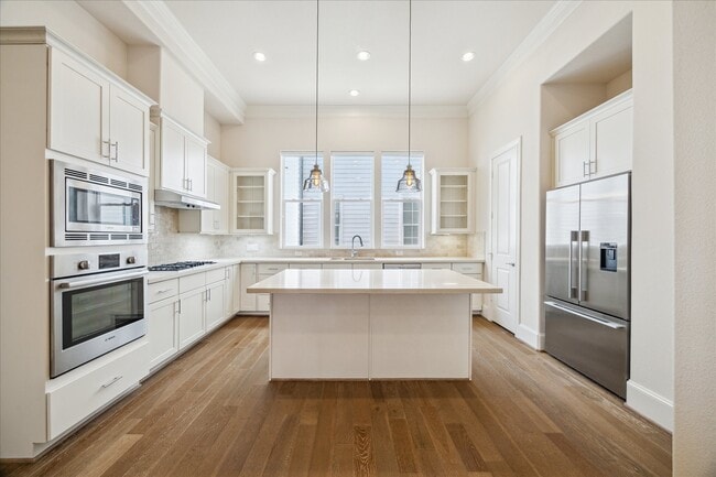 Photo - 2928 Rusk St