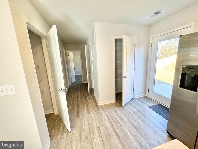 Photo - 95 Maben Hill Ln