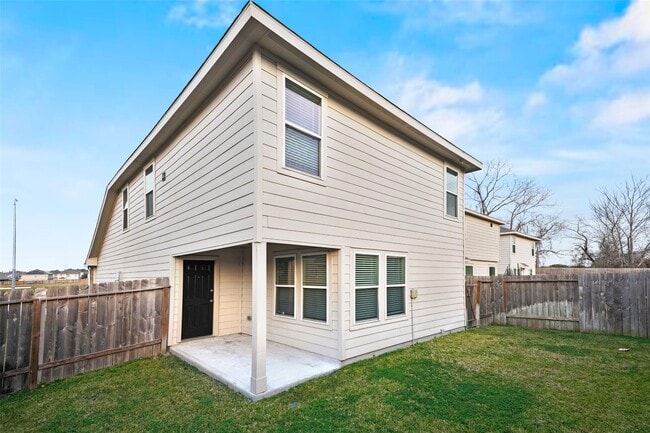 Photo - 21819 King Hts Ln