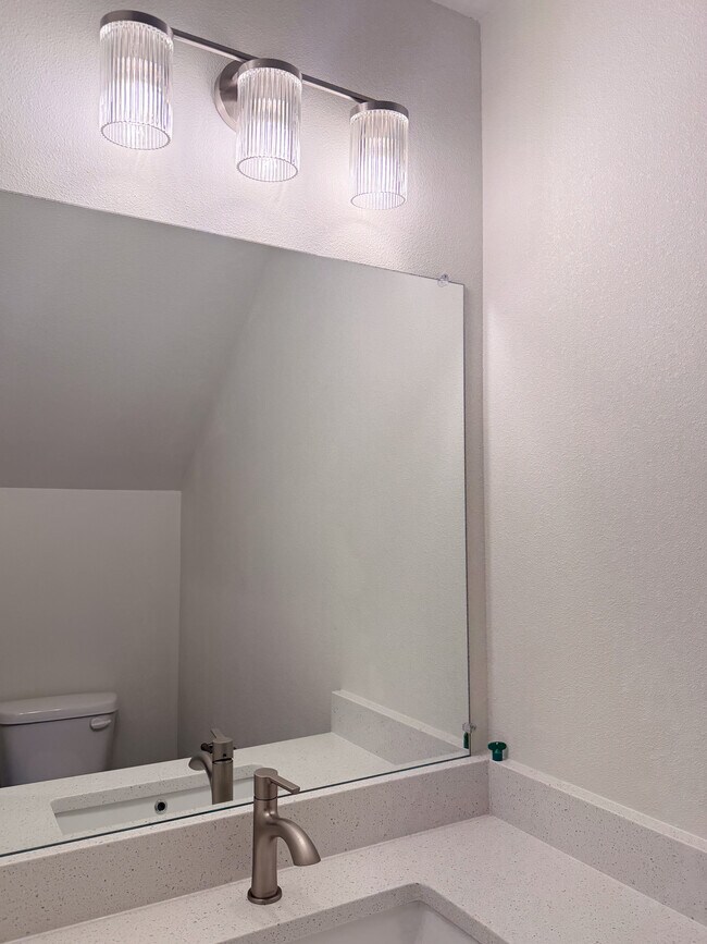 Photo - 507 NW Hillcrest Dr