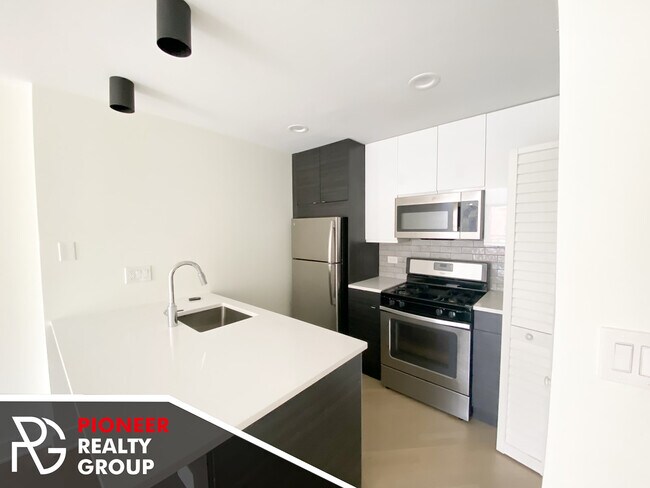 Photo - 1014 W Grace St Unit 944F201