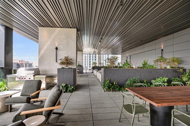 Photo - 610 Davis St Unit 2501