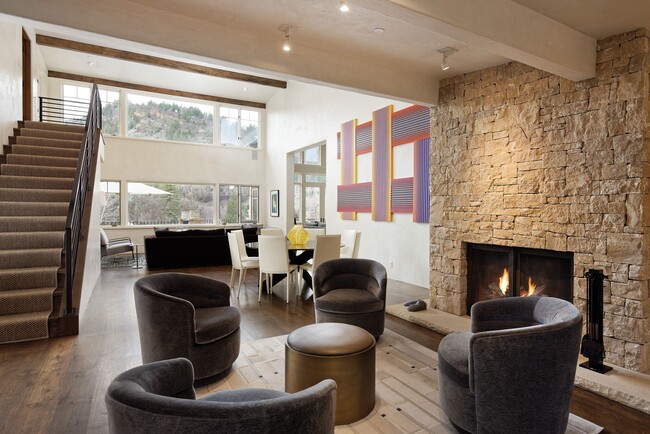 Photo - 75 Glen Eagle Dr