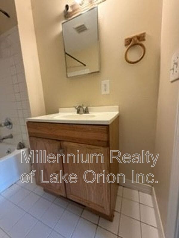 Photo - 236 S Edith St